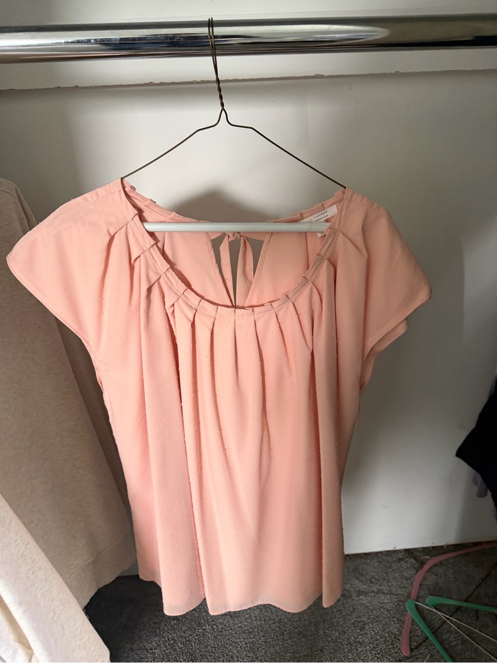 LC By Lauren Conrad Women’s Short sleeve scoop neck blouse Blush Pink size XL